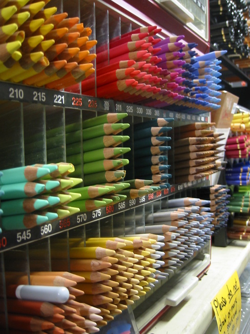 Rows of colour pencils