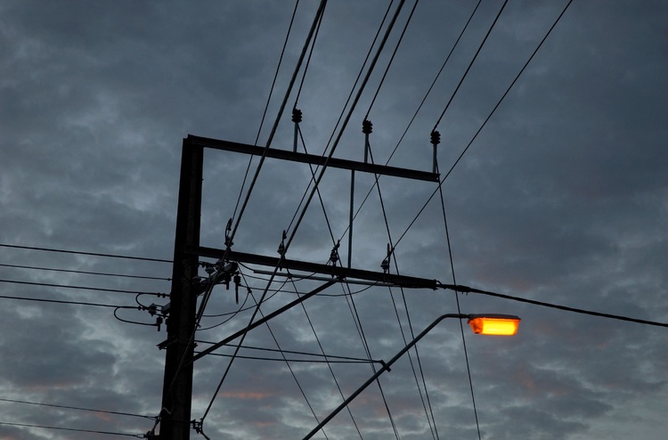 An orange sodium vapour lamp